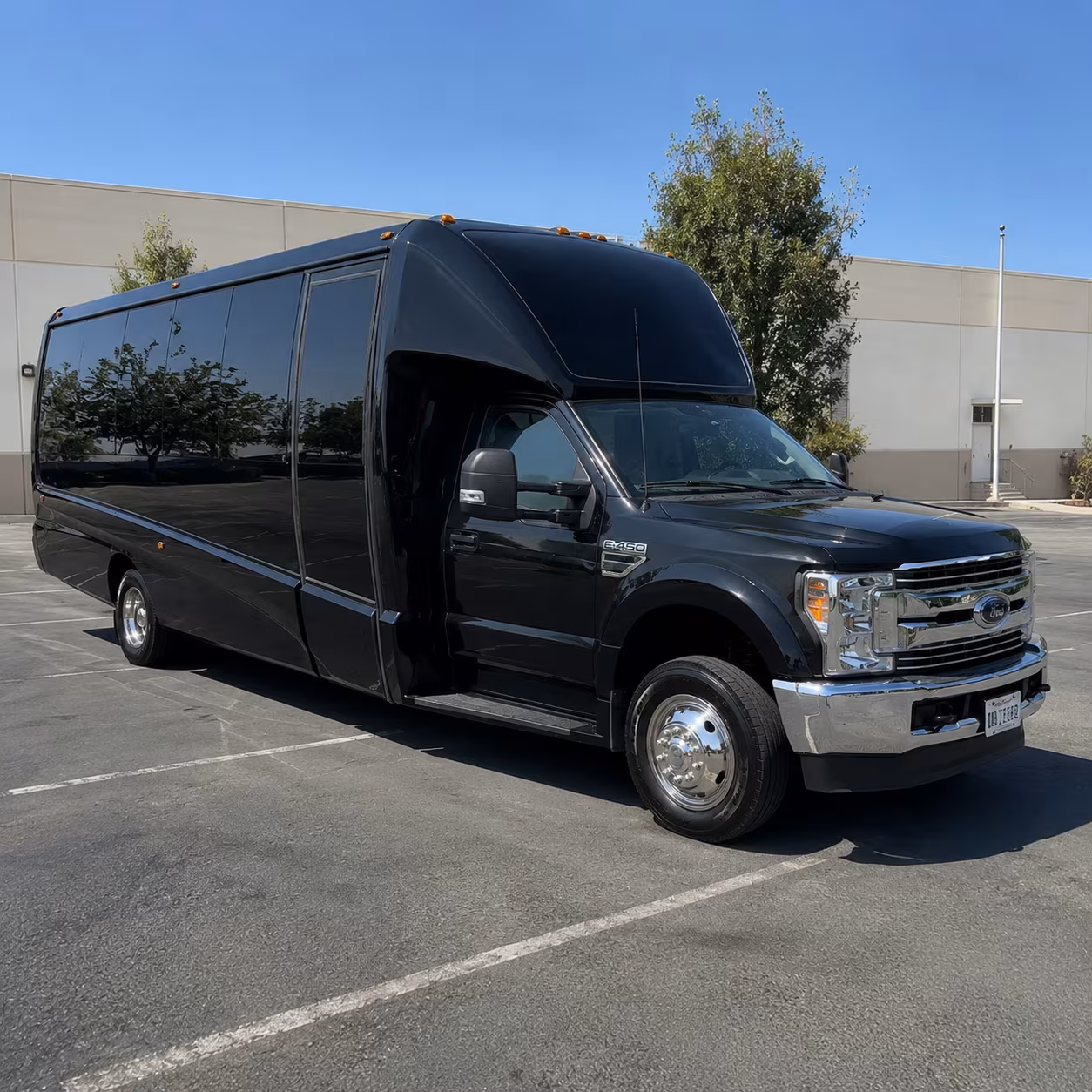 party buses to wingfield park amphitheater shows and riverwalk events